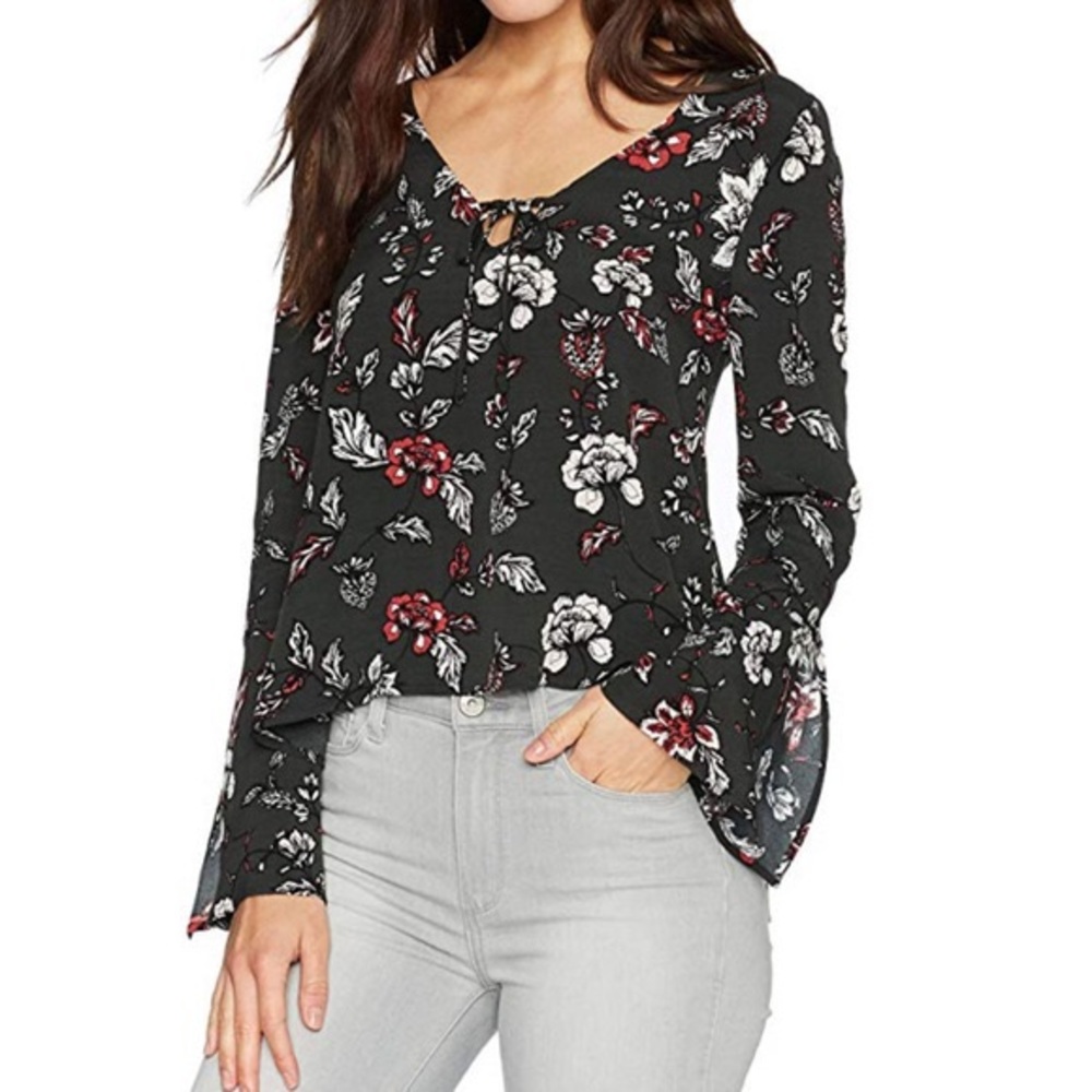 NWT cupcakes & Cashmere Jantel Blouse